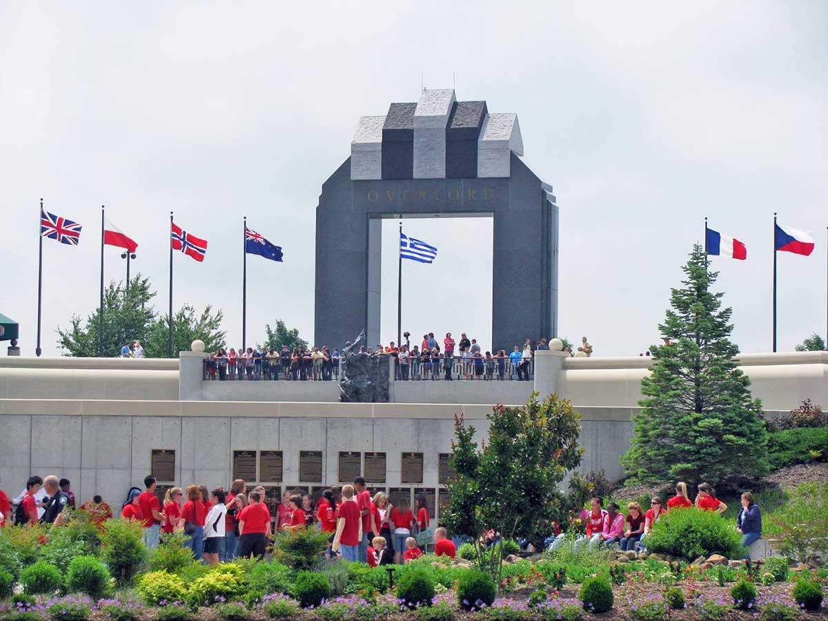 School group visiting the D-Day Memorial