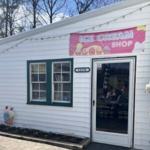 Mooford’s Ice Cream Parlor